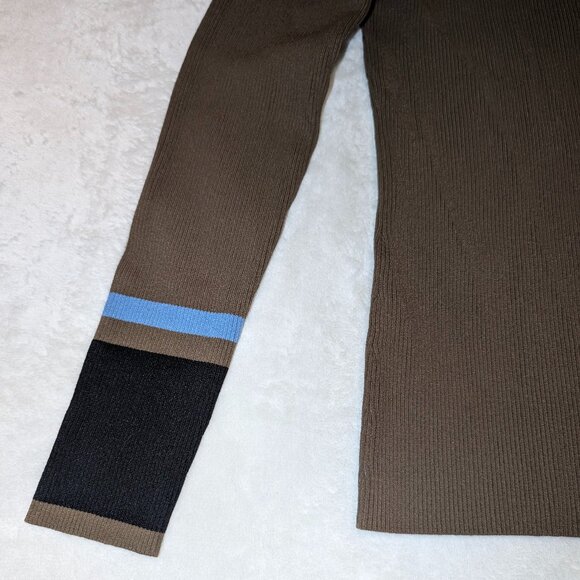 Aether Colorblock Fitted Sweater - Picture 4 of 5